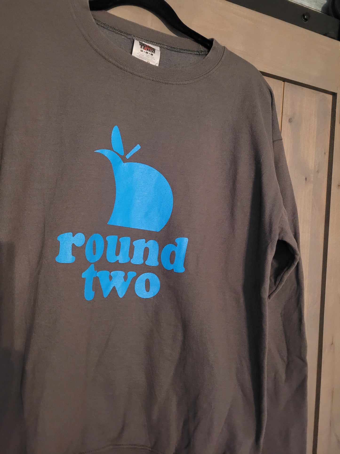 Vintage Round Two Crewneck Size Medium